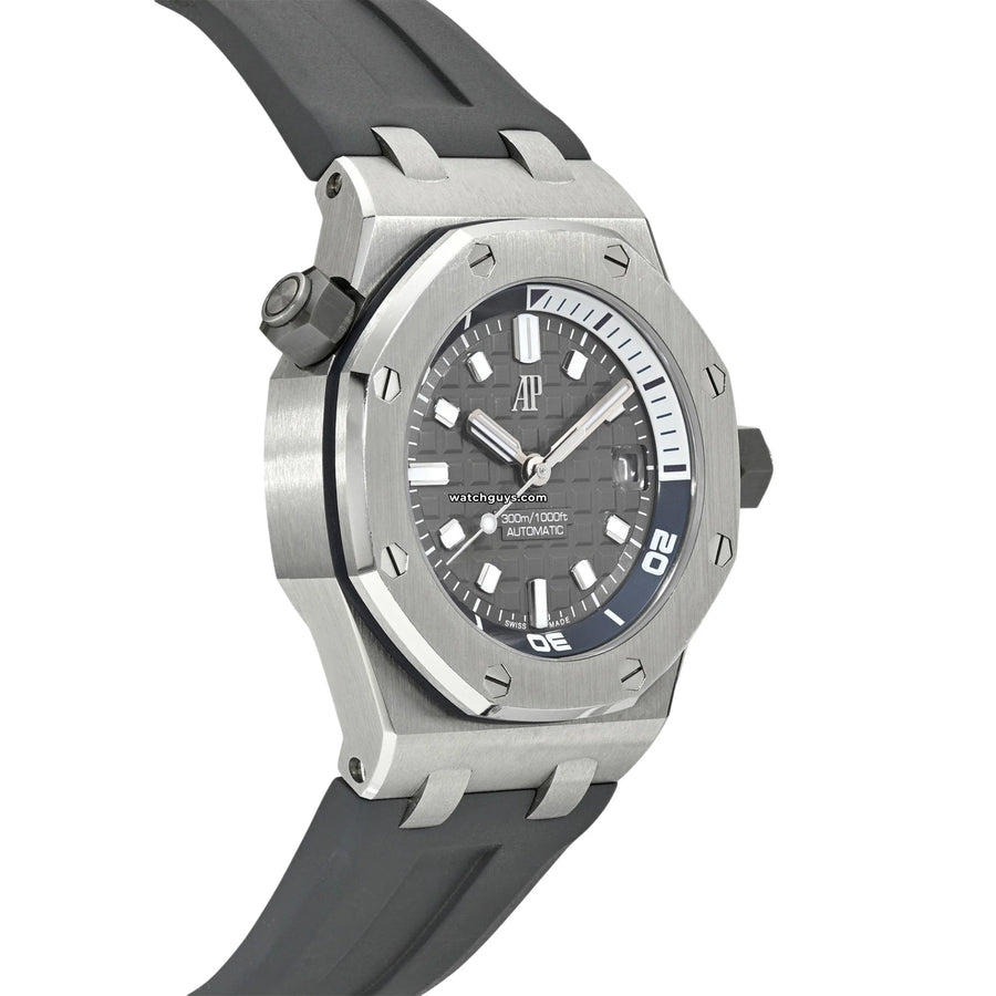 Audemars Piguet Royal Oak Offshore Diver 15720ST.OO.A009CA.01